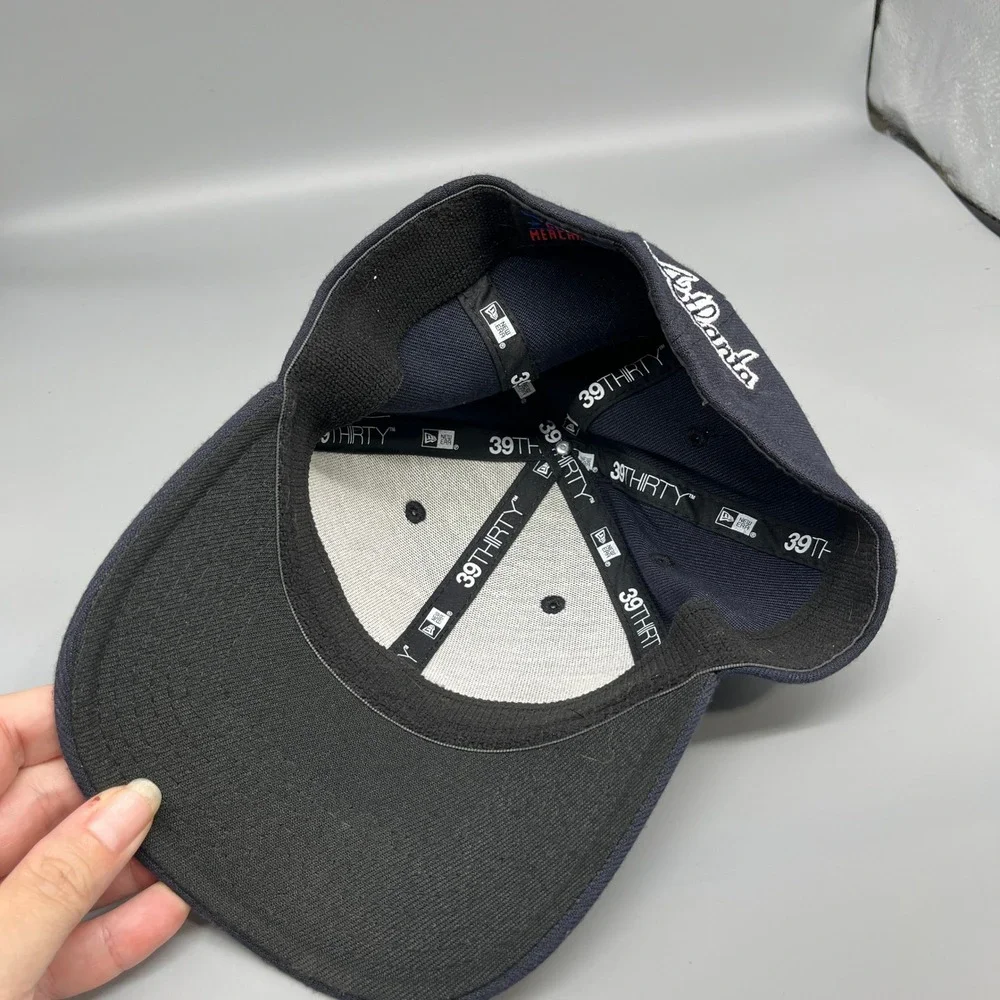 New Era Atlanta Braves 39Thirty Hat Tomahawk Logo Navy S‎ M Men Gorpcore